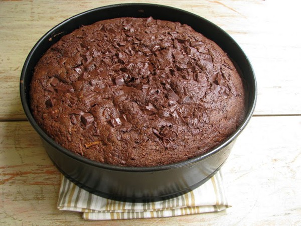 Gluten free courgette cake