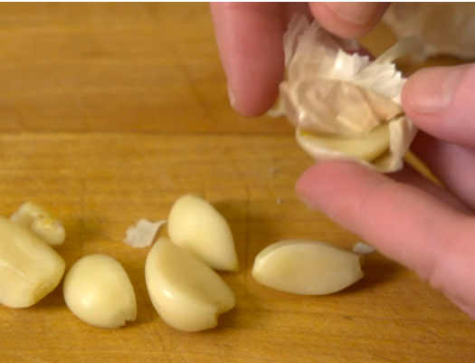 Peeling garlic