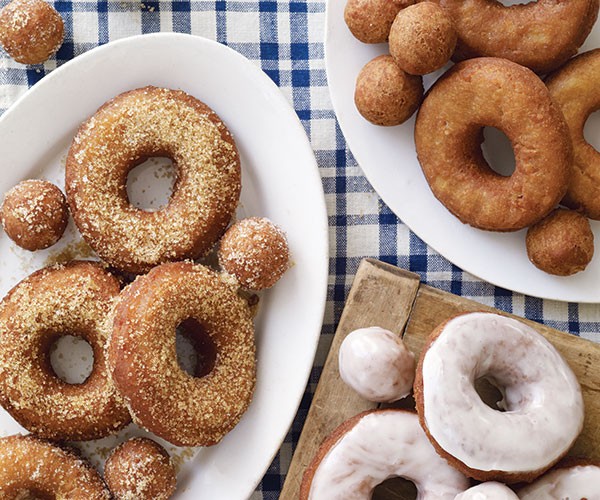 apple cider donuts