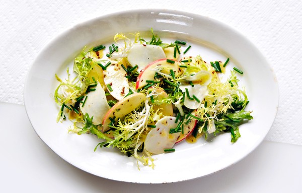 Kohlrabi and apple salad