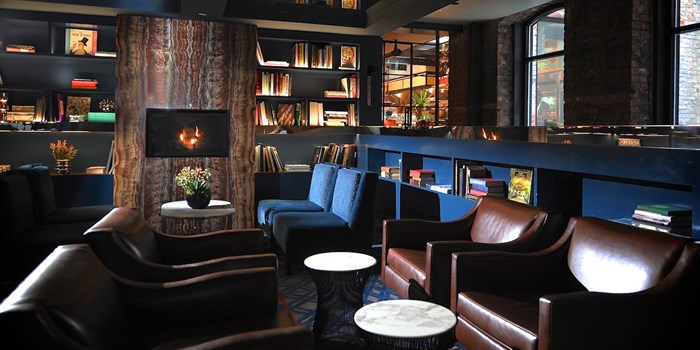 Park South Hotel Library
