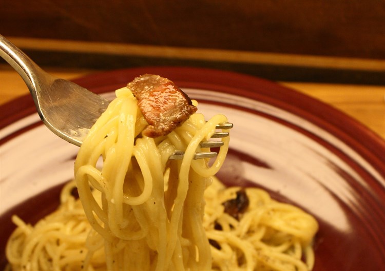 spaghetti carbonara