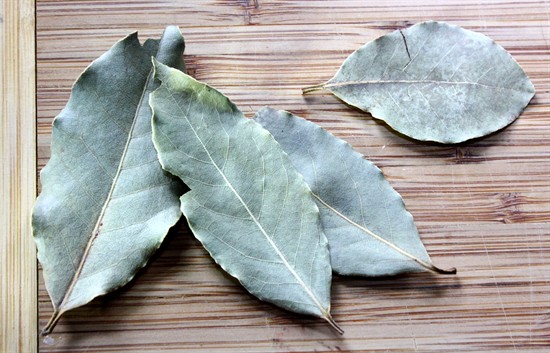 Bay leaves