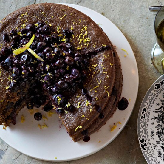 Molasses spice cake