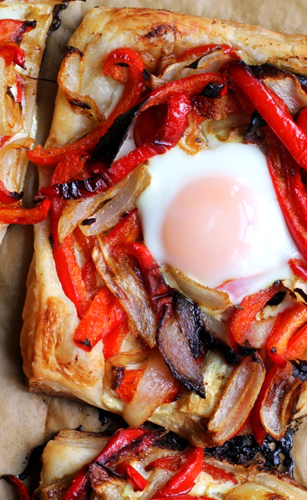 Baked egg with red peppers
